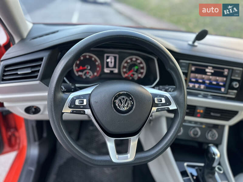Седан Volkswagen Jetta 2019 в Киеве фото 16 Седан Volkswagen Jetta 2019 в Киеве