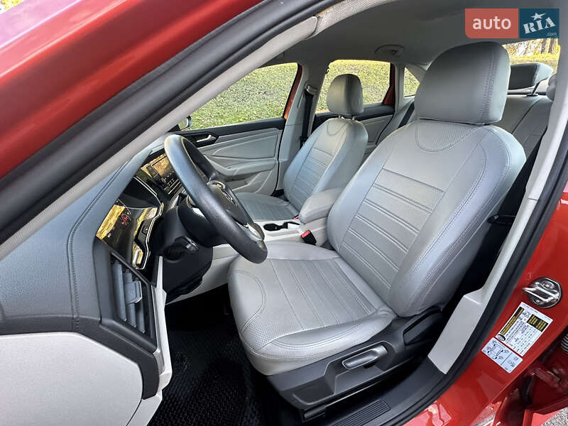 Седан Volkswagen Jetta 2019 в Киеве фото 24 Седан Volkswagen Jetta 2019 в Киеве