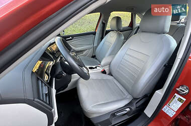 Седан Volkswagen Jetta 2019 в  фото 24 Седан Volkswagen Jetta 2019 в