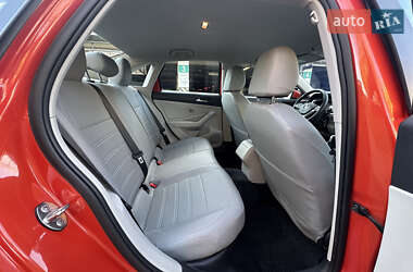 Седан Volkswagen Jetta 2019 в  фото 30 Седан Volkswagen Jetta 2019 в