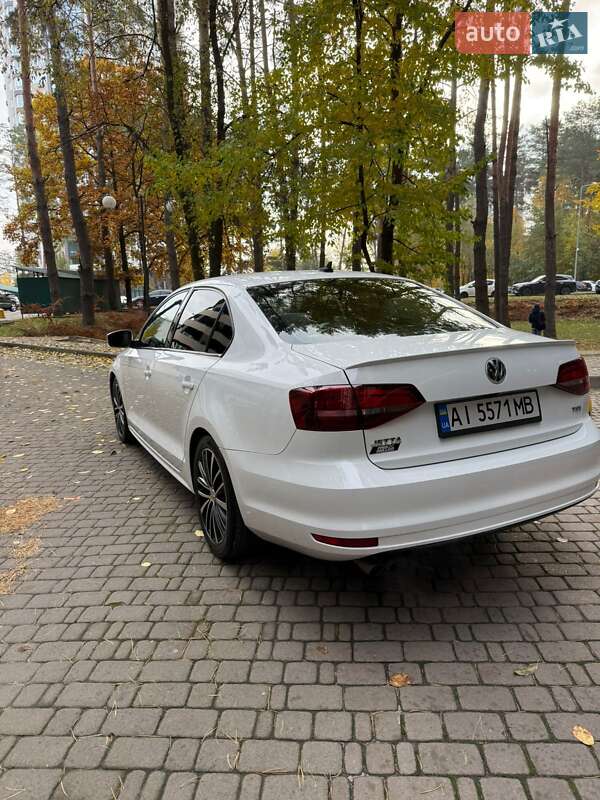 Седан Volkswagen Jetta 2015 в Броварах фото 3 Седан Volkswagen Jetta 2015 в Броварах