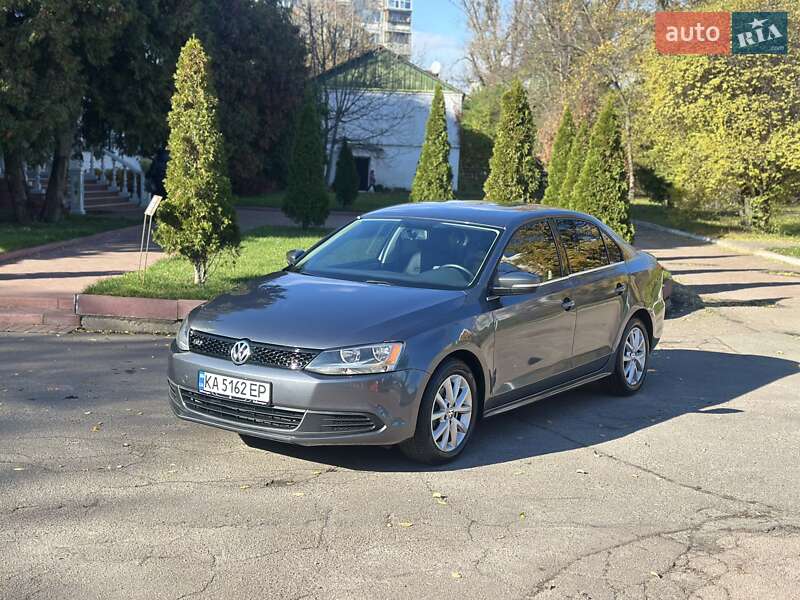 Седан Volkswagen Jetta 2013 в Киеве