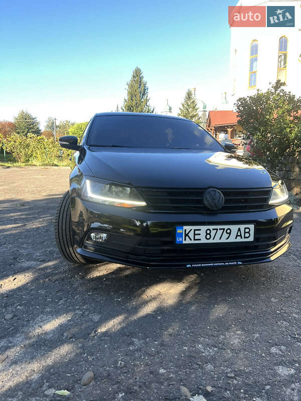 Седан Volkswagen Jetta 2012 в Золочеві