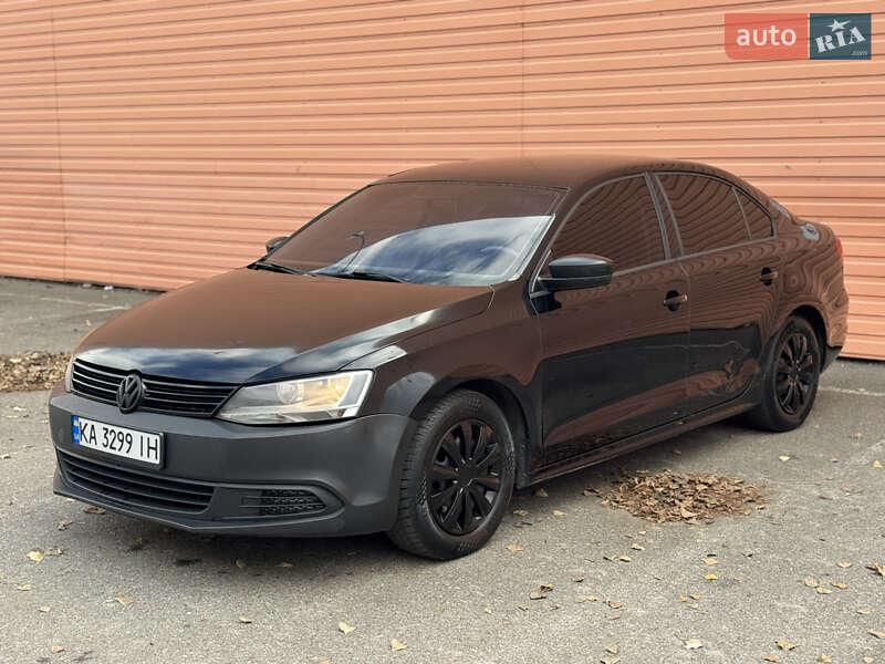 Седан Volkswagen Jetta 2013 в Киеве фото 3 Седан Volkswagen Jetta 2013 в Киеве