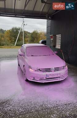 Седан Volkswagen Jetta 2016 в Сваляве Седан Volkswagen Jetta 2016 в Сваляве
