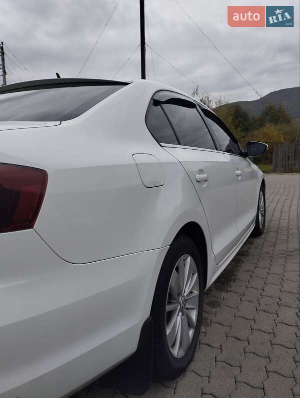 Седан Volkswagen Jetta 2016 в Сваляві