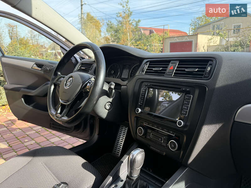 Седан Volkswagen Jetta 2012 в Одессе