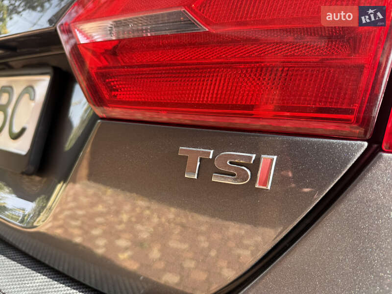 Седан Volkswagen Jetta 2012 в Одессе