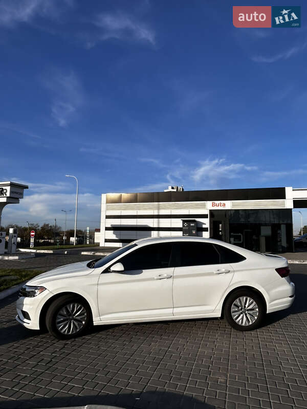 Седан Volkswagen Jetta 2019 в Одессе