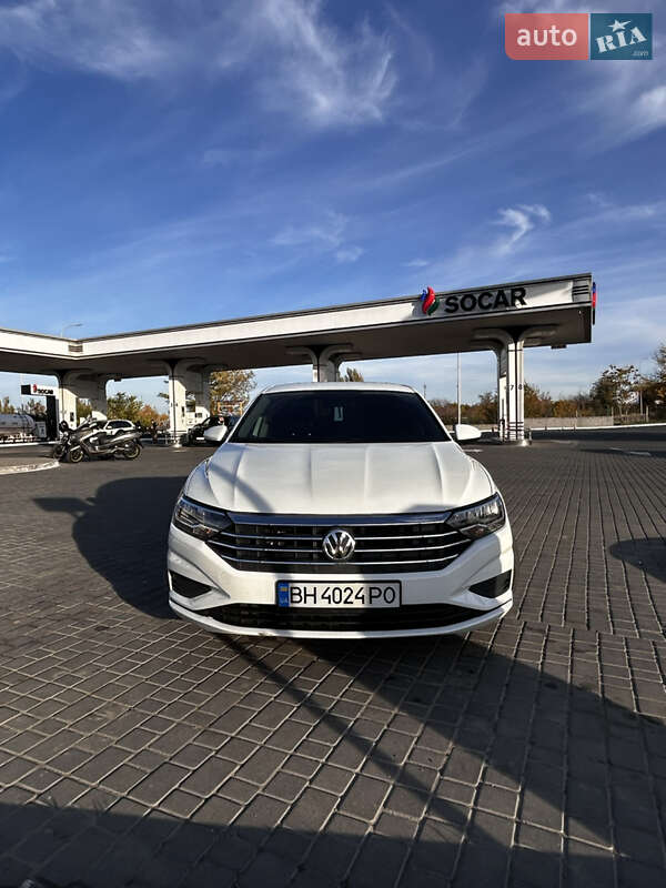 Седан Volkswagen Jetta 2019 в Одессе
