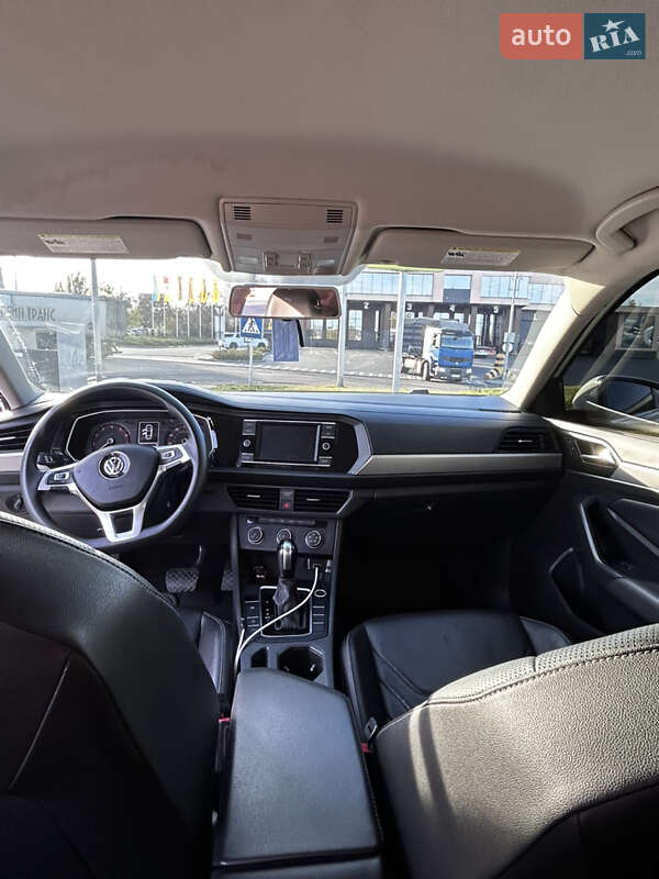 Седан Volkswagen Jetta 2019 в Одессе