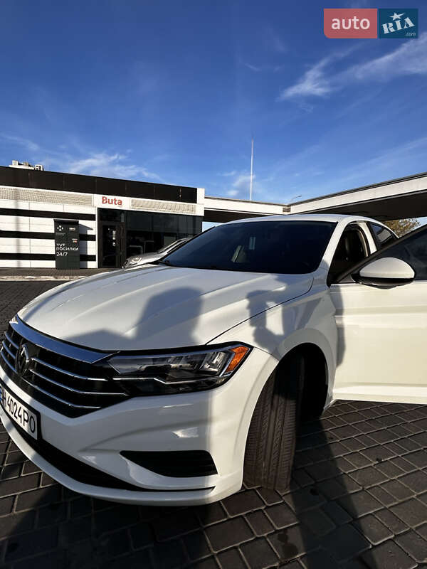 Седан Volkswagen Jetta 2019 в Одессе