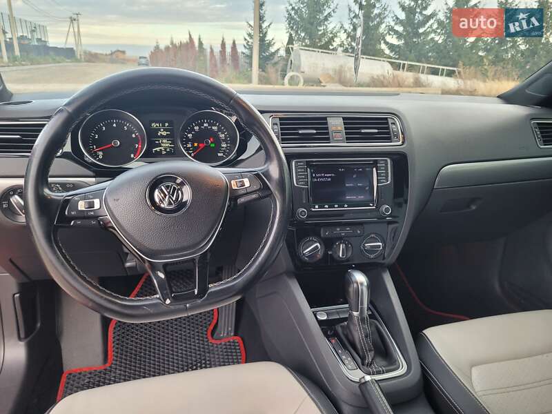 Седан Volkswagen Jetta 2016 в Тернополе фото 22 Седан Volkswagen Jetta 2016 в Тернополе