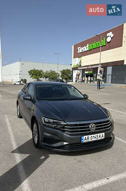 Седан Volkswagen Jetta 2018 в Виннице