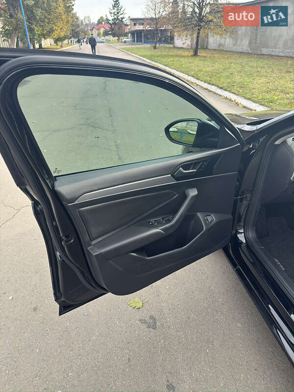 Седан Volkswagen Jetta 2020 в Львове фото 11 Седан Volkswagen Jetta 2020 в Львове