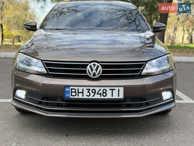 Седан Volkswagen Jetta 2016 в Одессе