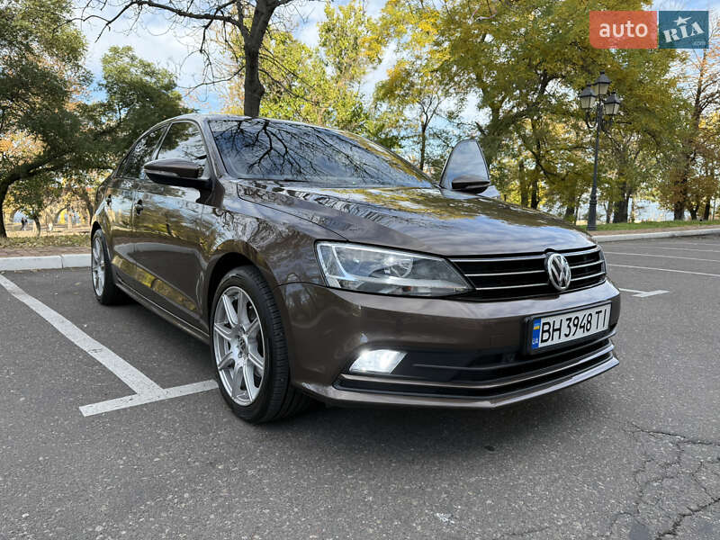 Седан Volkswagen Jetta 2016 в Одессе