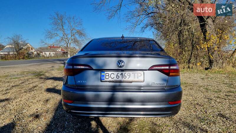 Седан Volkswagen Jetta 2018 в Самборі