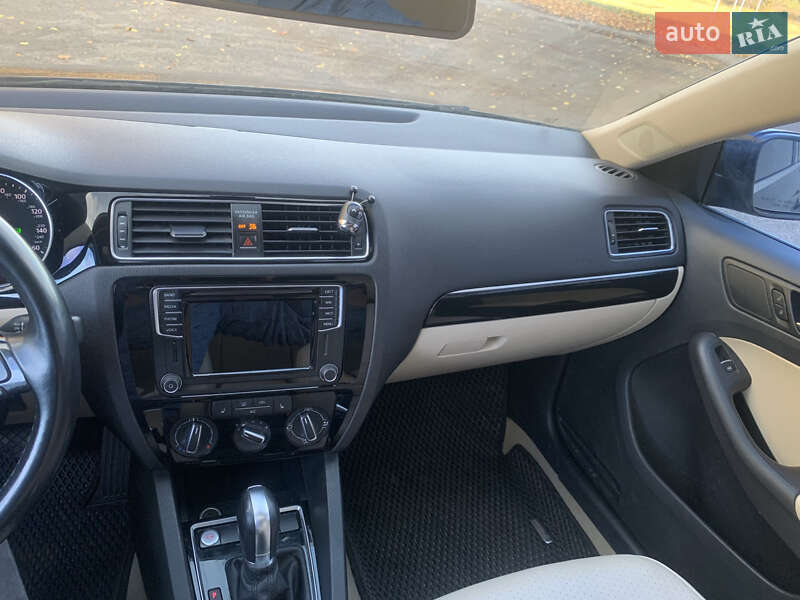 Седан Volkswagen Jetta 2015 в Белой Церкви фото 14 Седан Volkswagen Jetta 2015 в Белой Церкви