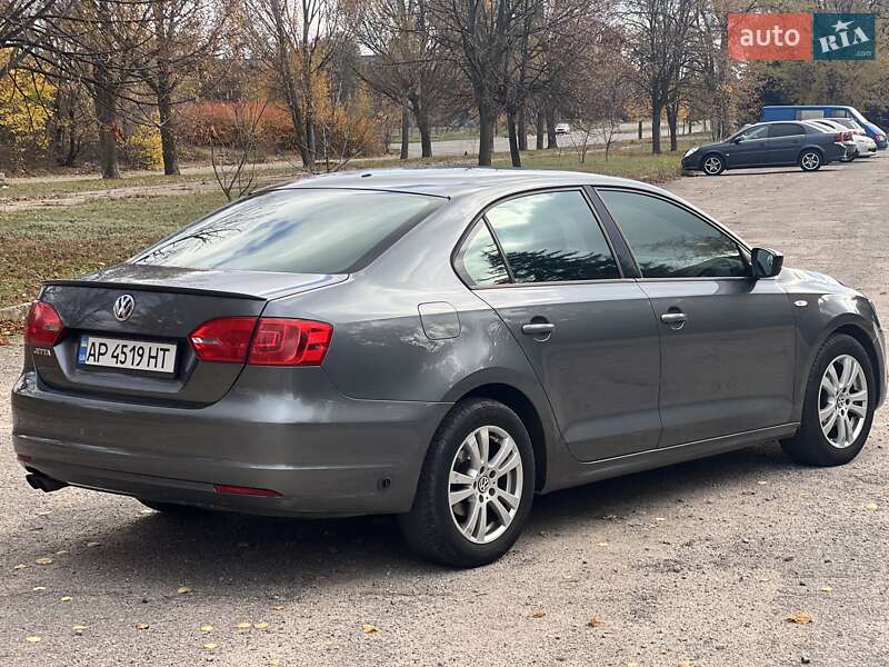 Седан Volkswagen Jetta 2012 в Запорожье