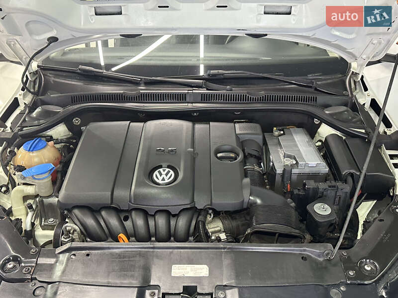 Седан Volkswagen Jetta 2012 в Киеве фото 7 Седан Volkswagen Jetta 2012 в Киеве