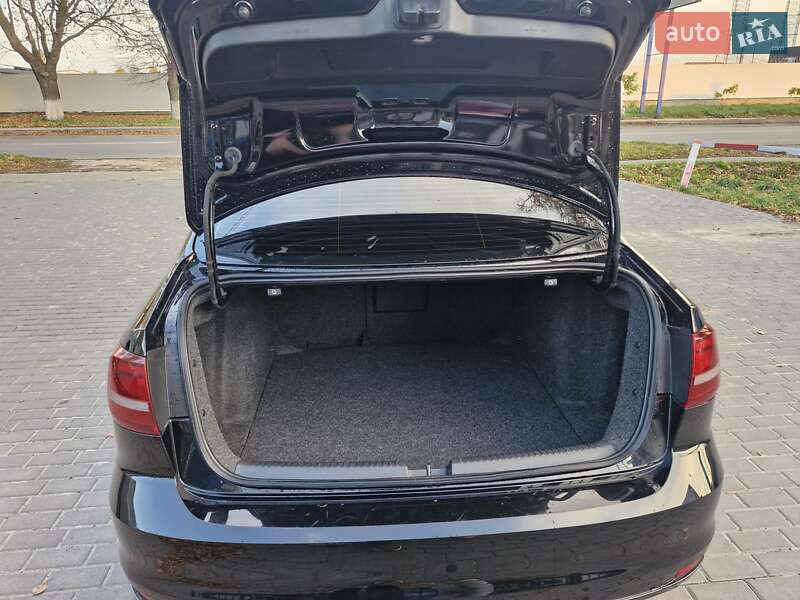 Седан Volkswagen Jetta 2016 в Борисполе фото 2 Седан Volkswagen Jetta 2016 в Борисполе