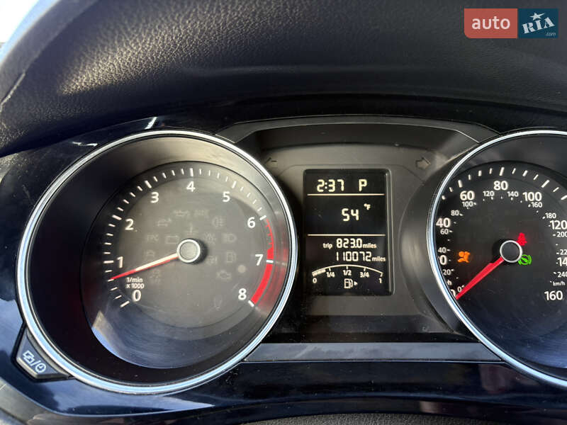 Седан Volkswagen Jetta 2015 в Кропивницькому фото 7 Седан Volkswagen Jetta 2015 в Кропивницькому