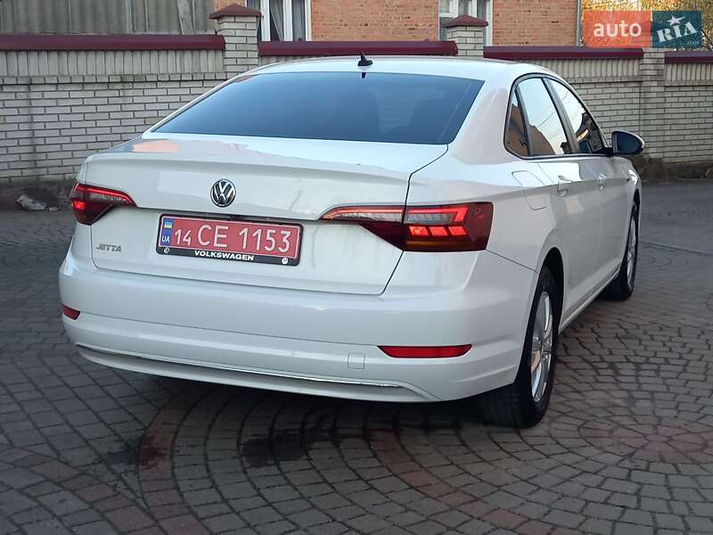 Седан Volkswagen Jetta 2018 в Львові фото 16 Седан Volkswagen Jetta 2018 в Львові