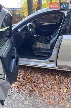 Седан Volkswagen Jetta 2013 в Винниках