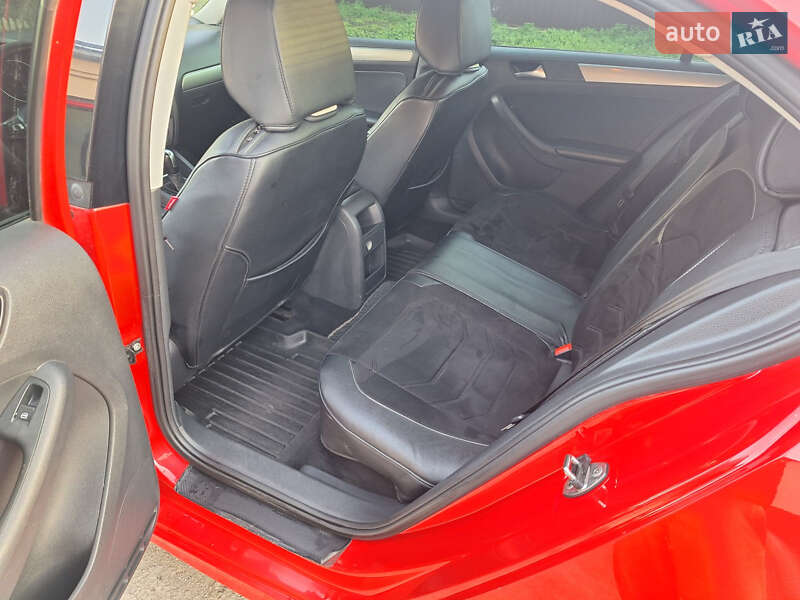 Седан Volkswagen Jetta 2015 в Кропивницком фото 8 Седан Volkswagen Jetta 2015 в Кропивницком
