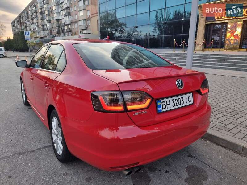 Седан Volkswagen Jetta 2014 в Запорожье