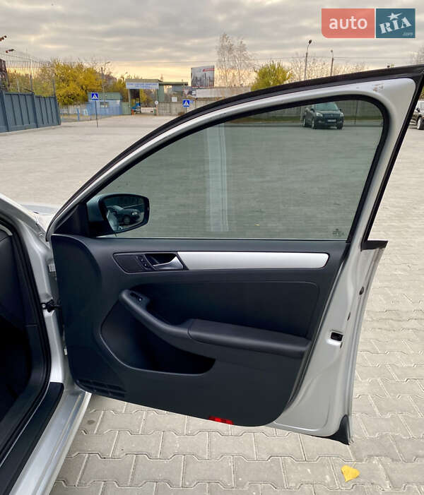 Седан Volkswagen Jetta 2011 в Белой Церкви фото 15 Седан Volkswagen Jetta 2011 в Белой Церкви