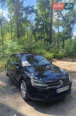 Седан Volkswagen Jetta 2013 в Києві