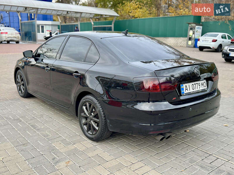 Седан Volkswagen Jetta 2014 в Киеве