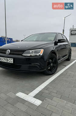 Седан Volkswagen Jetta 2014 в Киеве