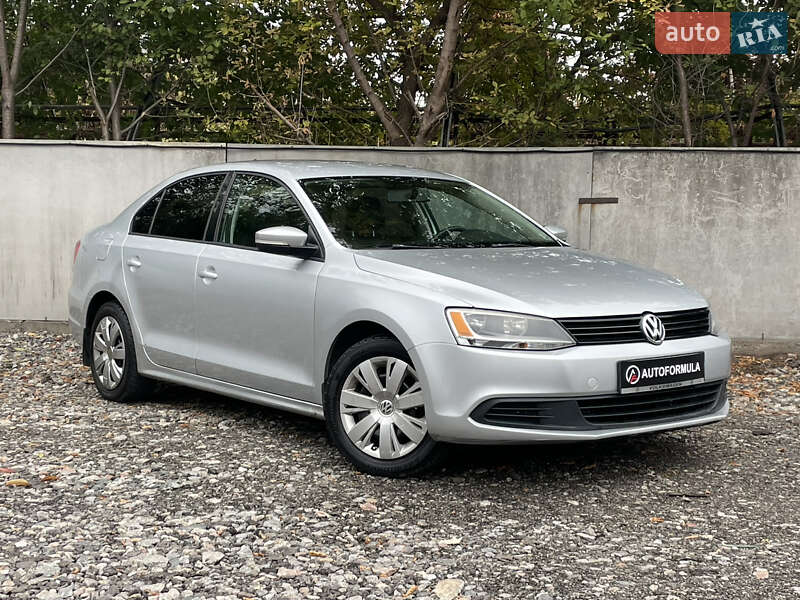 Volkswagen Jetta 2014