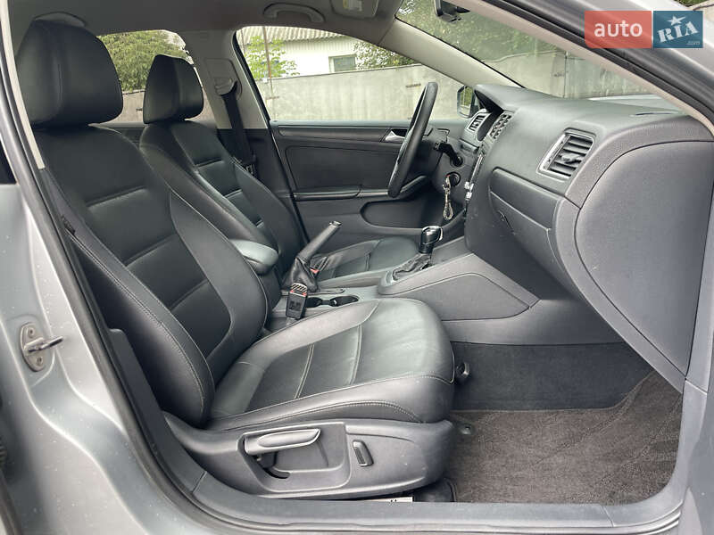 Седан Volkswagen Jetta 2014 в Киеве