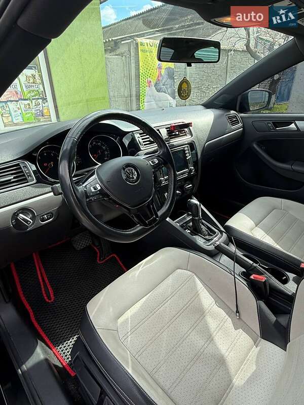 Седан Volkswagen Jetta 2016 в Броварах