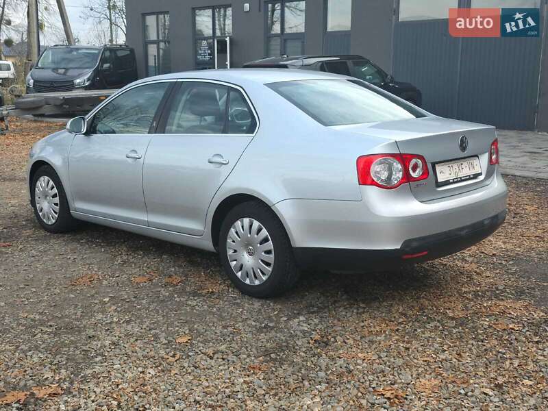 Седан Volkswagen Jetta 2008 в Івано-Франківську фото 11 Седан Volkswagen Jetta 2008 в Івано-Франківську
