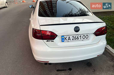 Седан Volkswagen Jetta 2012 в Киеве