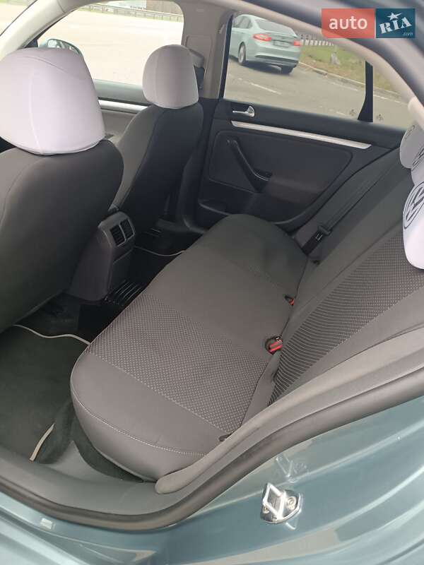 Седан Volkswagen Jetta 2008 в Києві фото 2 Седан Volkswagen Jetta 2008 в Києві