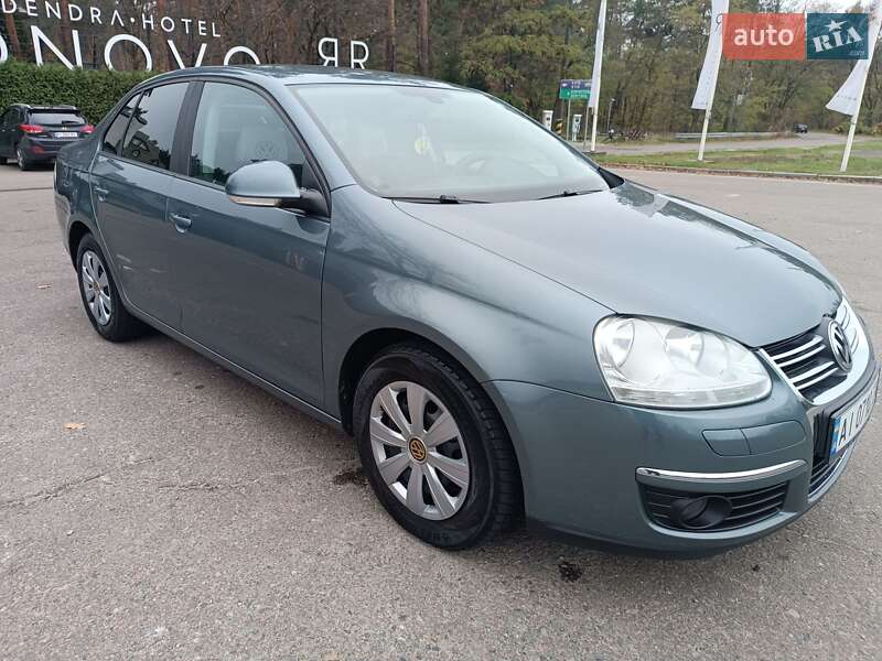 Седан Volkswagen Jetta 2008 в Києві фото 9 Седан Volkswagen Jetta 2008 в Києві