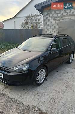 Універсал Volkswagen Jetta 2013 в Дніпрі