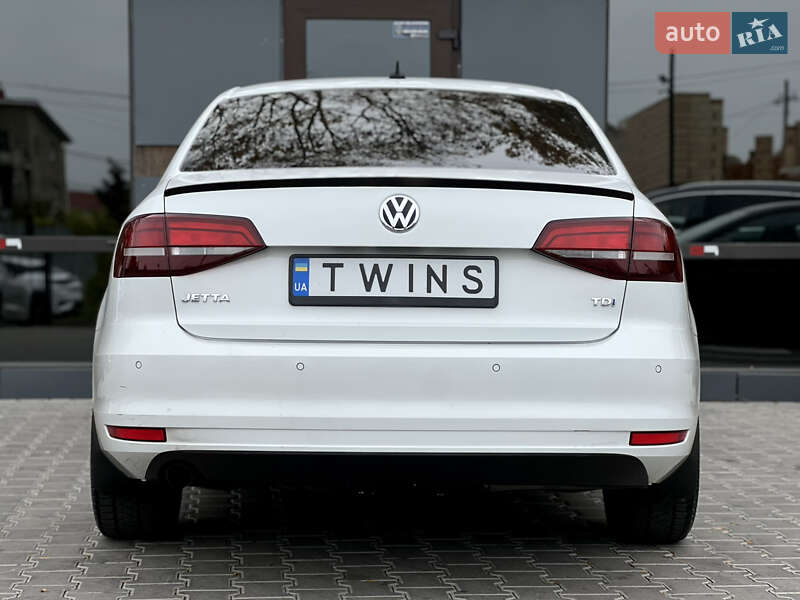 Седан Volkswagen Jetta 2016 в Одессе