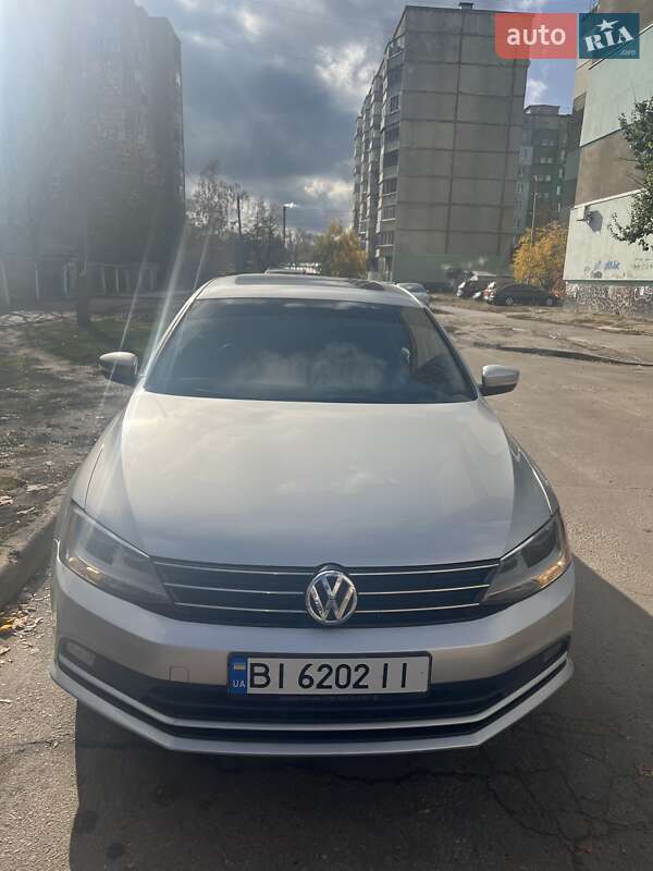 Седан Volkswagen Jetta 2015 в Полтаві