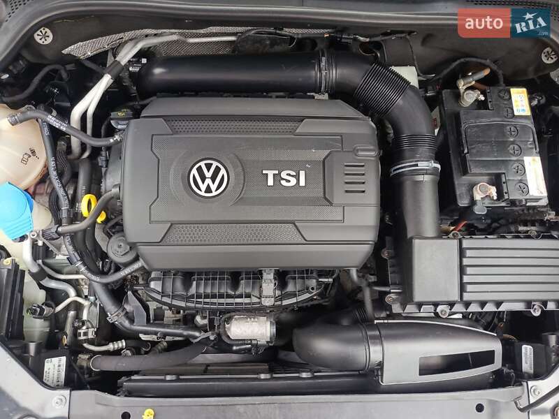 Седан Volkswagen Jetta 2014 в Днепре