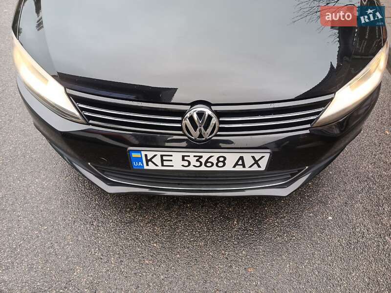 Седан Volkswagen Jetta 2014 в Днепре