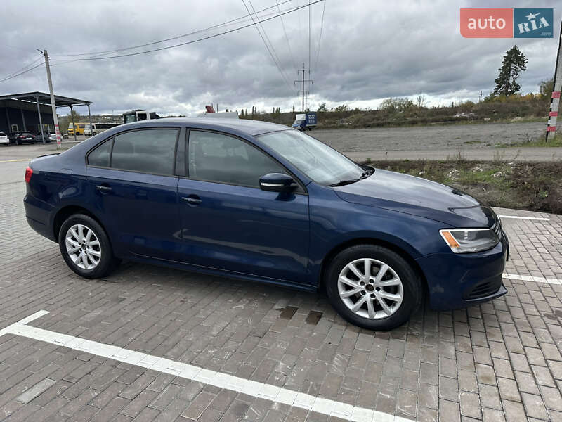 Седан Volkswagen Jetta 2012 в Киеве