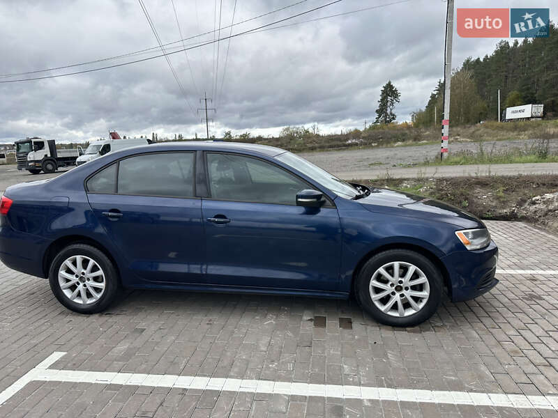 Седан Volkswagen Jetta 2012 в Киеве