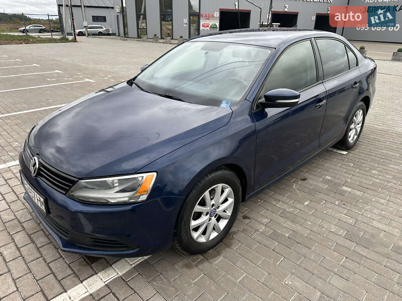 Седан Volkswagen Jetta 2012 в Киеве